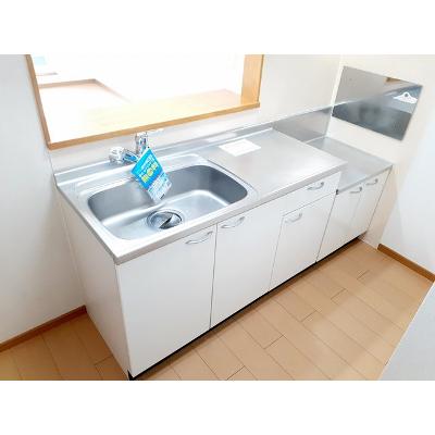 ラフレシール　ノア 203【管理NO：1-013881601-02030】 ★家具家電は申し込み後に搬入します★ ★2026年10月下旬入居可能★の物件写真3