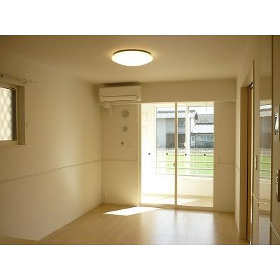 アルバソーレ　Ⅰ 101【管理NO：1-025309601-01010】 ★家具家電は申し込み後に搬入します★ ★2026年09月下旬入居可能★の物件写真2