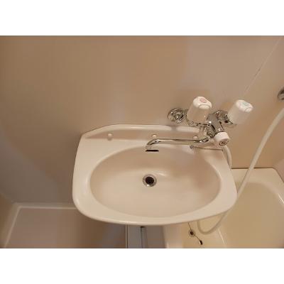 岐南ハイツＢ 101【管理NO：1-001936901-01010】 ★家具家電は申し込み後に搬入します★ ★2026年10月中旬入居可能★の物件写真6