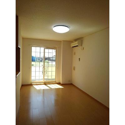 ライムライト　２１ 101【管理NO：1-015161801-01010】 ★家具家電は申し込み後に搬入します★ ★2026年10月中旬入居可能★の物件写真2