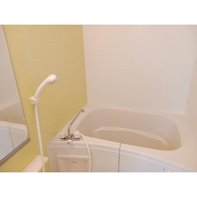 モデルンロイテ 102【管理NO：1-019020401-01020】 ★家具家電は申し込み後に搬入します★ ★2026年11月中旬入居可能★の物件写真4