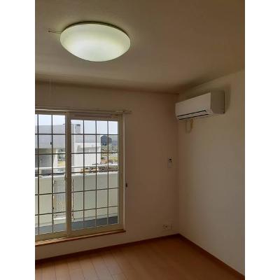 クレア　フォー　シーズンズＣ 205【管理NO：1-014096203-02040】 ★家具家電は申し込み後に搬入します★ ★2026年10月下旬入居可能★の物件写真2