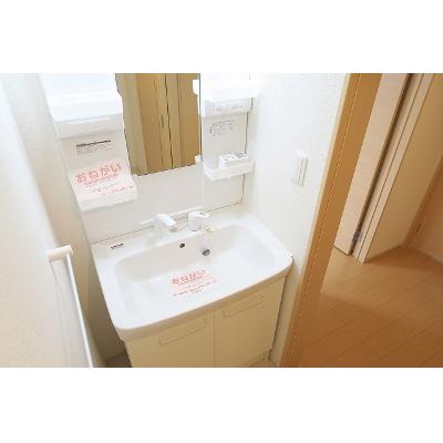 グレイスフル兎川 203【管理NO：1-020176301-02030】 ★家具家電は申し込み後に搬入します★ ★2026年11月上旬入居可能★の物件写真6