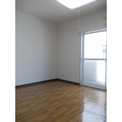 アクシス北青木 203【管理NO：1-006257101-02030】 ★家具家電は申し込み後に搬入します★ ★2026年10月中旬入居可能★の物件写真2