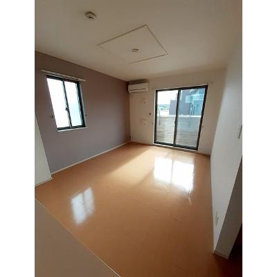 レジデンス別所 104【管理NO：1-019517001-01040】 ★家具家電は申し込み後に搬入します★ ★2026年12月中旬入居可能★の物件写真2