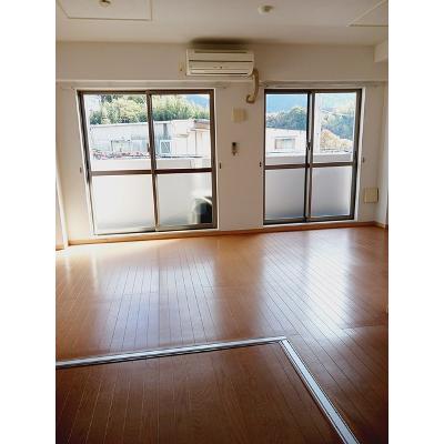 ガーデンコート 201【管理NO：1-014645901-02010】 ★家具家電は申し込み後に搬入します★ ★2026年10月上旬入居可能★の物件写真2