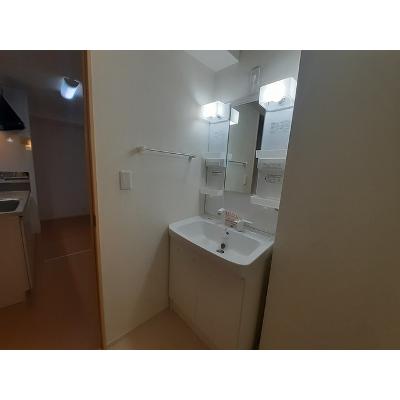 カーサ立部 101【管理NO：1-019357601-01010】 ★家具家電は申し込み後に搬入します★ ★2026年10月上旬入居可能★の物件写真6