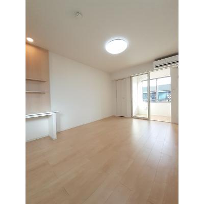 カーサ　デル・ソーレ 103【管理NO：1-024942001-01030】 ★家具家電は申し込み後に搬入します★ ★2026年09月下旬入居可能★の物件写真2