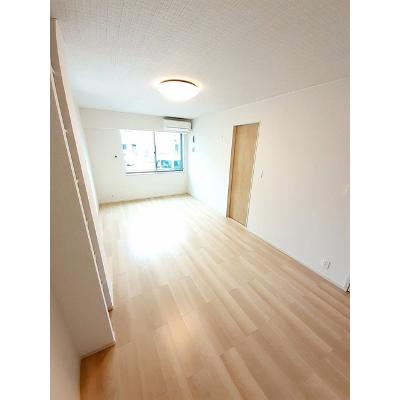 サンリット松葉 101【管理NO：1-027250901-01010】 ★家具家電は申し込み後に搬入します★の物件写真2