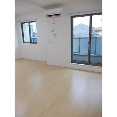 ルタンドゥルポ 201【管理NO：1-024491601-02010】 ★家具家電は申し込み後に搬入します★ ★2026年10月下旬入居可能★の物件写真2