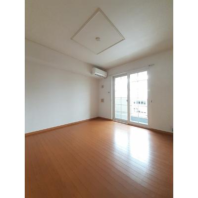 ソレアード・ビュー　Ｂ 102【管理NO：1-014219102-01020】 ★家具家電は申し込み後に搬入します★ ★2026年10月下旬入居可能★の物件写真2