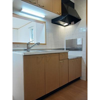 デフィー中嶋 103【管理NO：1-012122701-01030】 ★家具家電は申し込み後に搬入します★ ★2026年10月下旬入居可能★の物件写真3
