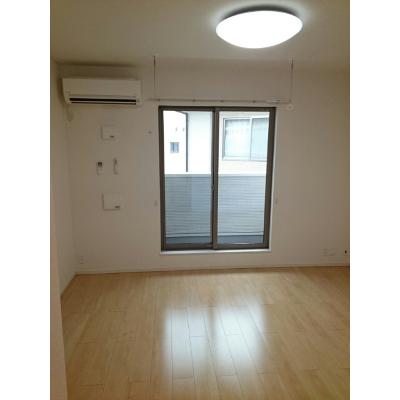 タイタン 205【管理NO：1-022988901-02040】 ★家具家電は申し込み後に搬入します★ ★2026年11月下旬入居可能★の物件写真2