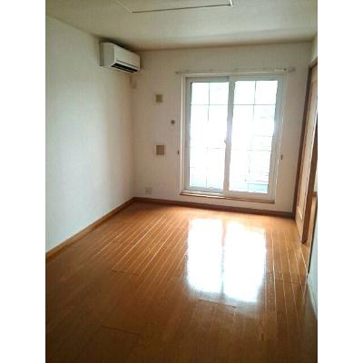 ジェントリー 201【管理NO：1-014453101-02010】 ★家具家電は申し込み後に搬入します★ ★2026年11月中旬入居可能★の物件写真2