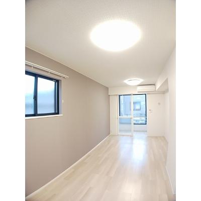 アクシアⅡ 104【管理NO：1-027416002-01040】 ★家具家電は申し込み後に搬入します★ ★2026年10月中旬入居可能★の物件写真2