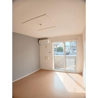 エアフォルク　Ａ 102【管理NO：1-020440501-01020】 ★家具家電は申し込み後に搬入します★ ★2026年10月下旬入居可能★の物件写真2