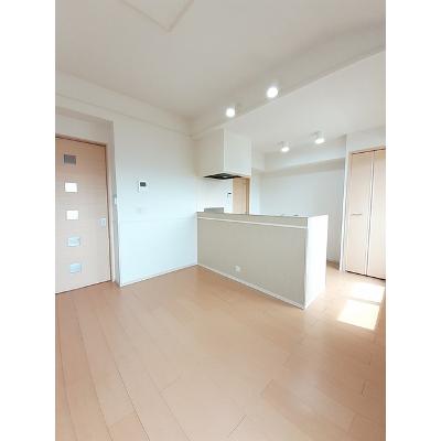 シーサイドビレッジＤ 203【管理NO：1-020241502-02030】 ★家具家電は申し込み後に搬入します★ ★2026年11月上旬入居可能★の物件写真2