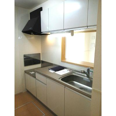 サニー・大小路 104【管理NO：1-017556801-01040】 ★家具家電は申し込み後に搬入します★ ★2026年10月下旬入居可能★の物件写真3
