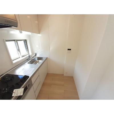 セレ－ノ柏原 203【管理NO：1-027404601-02030】 ★家具家電は申し込み後に搬入します★ ★2026年10月中旬入居可能★の物件写真3