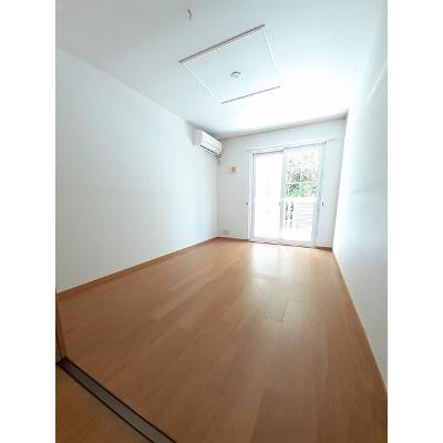 プリムローズＡ 102【管理NO：1-013881001-01020】 ★家具家電は申し込み後に搬入します★ ★2026年10月中旬入居可能★の物件写真2