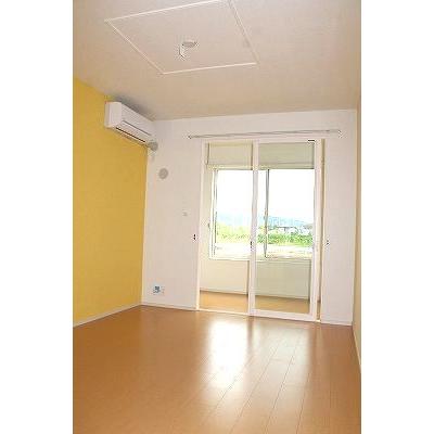 リリー 103【管理NO：1-019555601-01030】 ★家具家電は申し込み後に搬入します★ ★2026年10月下旬入居可能★の物件写真2