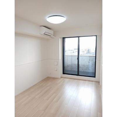 エアリーみとよ　Ⅱ 303【管理NO：1-028100602-03030】 ★家具家電は申し込み後に搬入します★ ★2026年10月下旬入居可能★の物件写真2
