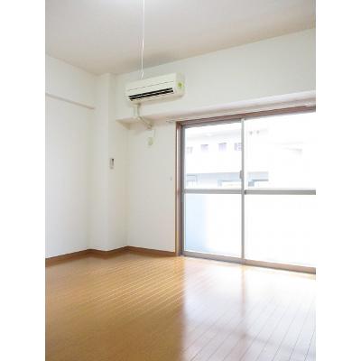 アルバ・セレーノ 107【管理NO：1-014768201-01070】 ★家具家電は申し込み後に搬入します★ ★2026年10月下旬入居可能★の物件写真2