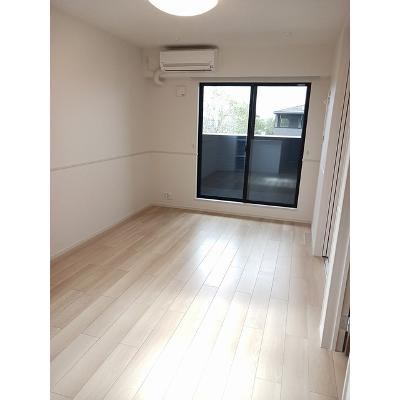ＢＡＳＥＭＥＮＴ　Ⅰ 201【管理NO：1-027326301-02010】 ★家具家電は申し込み後に搬入します★ ★2026年10月上旬入居可能★の物件写真2
