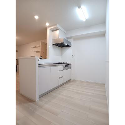 ソレイユ　グラス　Ｂ 102【管理NO：1-028119002-01020】 ★家具家電は申し込み後に搬入します★ ★2026年11月中旬入居可能★の物件写真3
