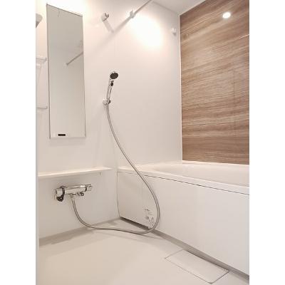 セクション　ティアーレ 103【管理NO：1-027990301-01030】 ★家具家電は申し込み後に搬入します★の物件写真4