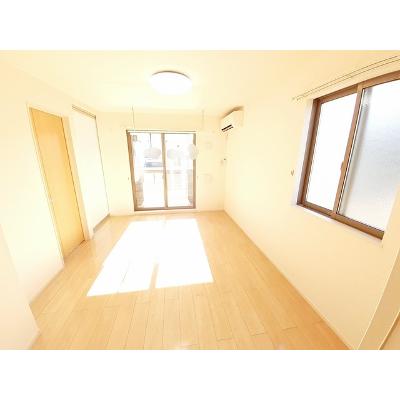 ミドルコート 102【管理NO：1-021670301-01020】 ★家具家電は申し込み後に搬入します★ ★2026年10月下旬入居可能★の物件写真2