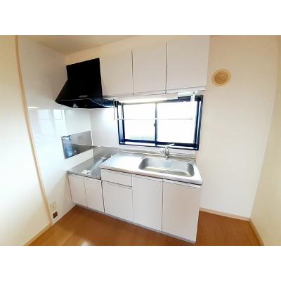 ファーテェイルアース 202【管理NO：1-005984001-02020】 ★家具家電は申し込み後に搬入します★の物件写真3