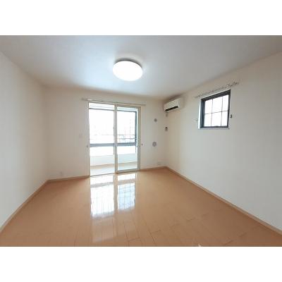 ヴィラローレル清住 203【管理NO：1-017040401-02030】 ★家具家電は申し込み後に搬入します★ ★2026年10月下旬入居可能★の物件写真2
