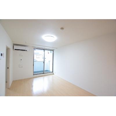 ウォーターラッド 202【管理NO：1-024436901-02020】 ★家具家電は申し込み後に搬入します★ ★2026年10月下旬入居可能★の物件写真2