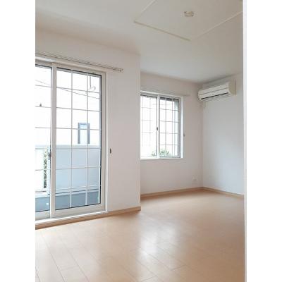 フルールⅡ 101【管理NO：1-017036702-01010】 ★家具家電は申し込み後に搬入します★ ★2026年10月下旬入居可能★の物件写真2