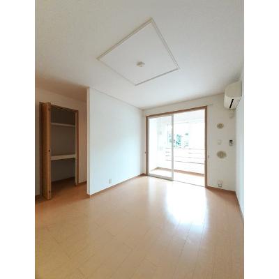 ブランシェス 103【管理NO：1-014953501-01030】 ★家具家電は申し込み後に搬入します★ ★2026年10月下旬入居可能★の物件写真2