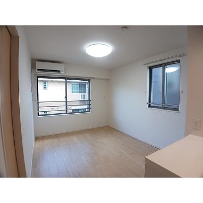 ホワイトウェル湘南 202【管理NO：1-024192501-02020】 ★家具家電は申し込み後に搬入します★ ★2026年10月下旬入居可能★の物件写真2