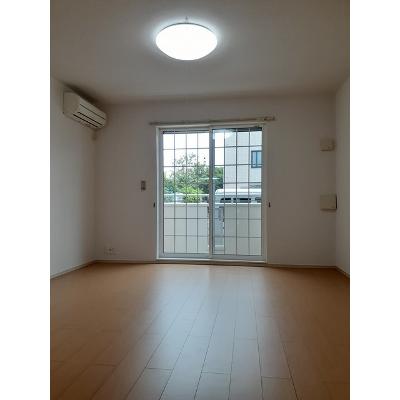 ルーエ　プラッツ 101【管理NO：1-017445101-01010】 ★家具家電は申し込み後に搬入します★ ★2026年10月下旬入居可能★の物件写真2