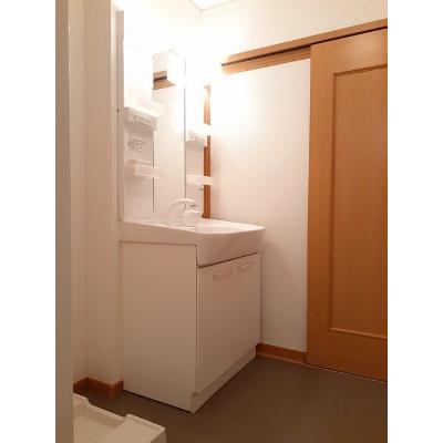 クリスタル　ティアラＢ 201【管理NO：1-015394902-02010】 ★家具家電は申し込み後に搬入します★ ★2026年11月中旬入居可能★の物件写真6