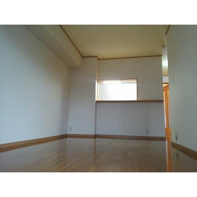 ユーベル　Ｂ 101【管理NO：1-013238602-01010】 ★家具家電は申し込み後に搬入します★ ★2026年10月中旬入居可能★の物件写真2
