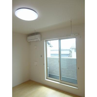 リバーサイド　加賀 203【管理NO：1-022370101-02030】 ★家具家電は申し込み後に搬入します★ ★2026年10月下旬入居可能★の物件写真2