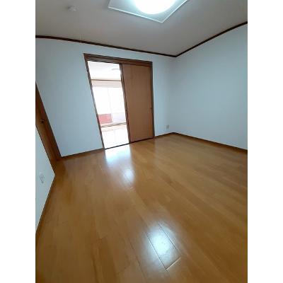 キャッスルスクエア 102【管理NO：1-007028901-01020】 ★家具家電は申し込み後に搬入します★ ★2026年10月中旬入居可能★の物件写真2