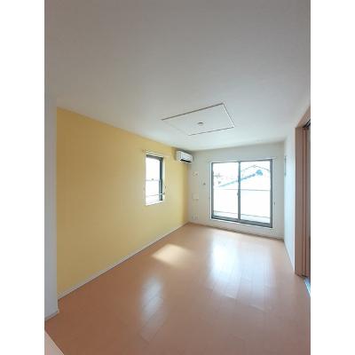 オルソ・グランデ元山　Ｂ 201【管理NO：1-020941502-02010】 ★家具家電は申し込み後に搬入します★ ★2026年10月下旬入居可能★の物件写真2