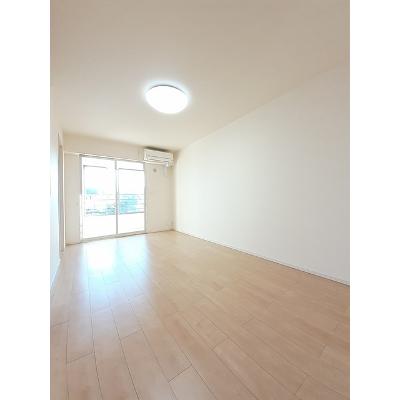 グランデュール南斎院 203【管理NO：1-022664901-02030】 ★家具家電は申し込み後に搬入します★ ★2026年10月中旬入居可能★の物件写真2