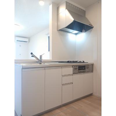 ヒカルサ境港渡町ウエスト 105【管理NO：1-027823601-01050】 ★家具家電は申し込み後に搬入します★ ★2026年11月中旬入居可能★の物件写真3