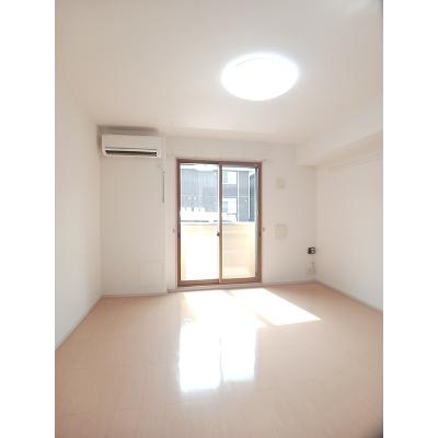 クレド 101【管理NO：1-019329801-01010】 ★家具家電は申し込み後に搬入します★ ★2026年10月下旬入居可能★の物件写真2