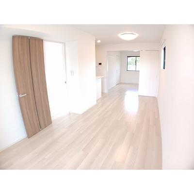 ラッフィナート 104【管理NO：1-027712201-01040】 ★家具家電は申し込み後に搬入します★ ★2026年11月中旬入居可能★の物件写真2