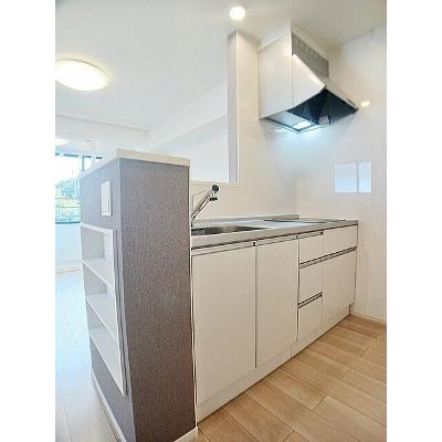 かごめ 201【管理NO：1-026989301-02010】 ★家具家電は申し込み後に搬入します★ ★2026年11月中旬入居可能★の物件写真3