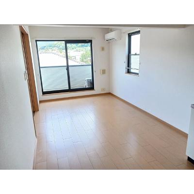 禅Ⅱ 201【管理NO：1-014859402-02010】 ★家具家電は申し込み後に搬入します★ ★2026年10月下旬入居可能★の物件写真2