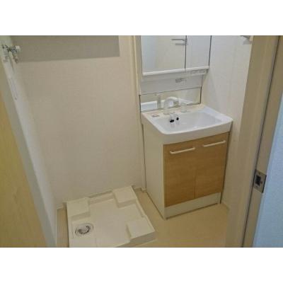 オズ 302【管理NO：1-021655801-03020】 ★家具家電は申し込み後に搬入します★ ★2026年11月上旬入居可能★の物件写真6